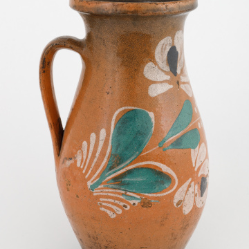 Jug (hlechyk) with a handle