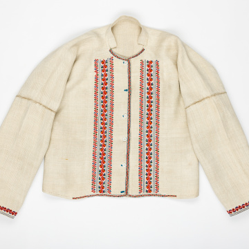 Embroidered women's kabat (jacket)