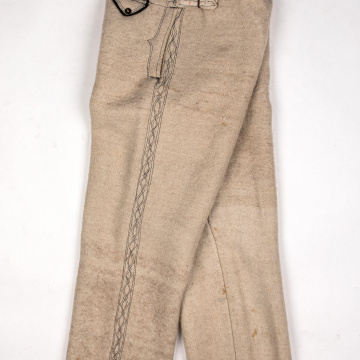 Pants made of white cloth