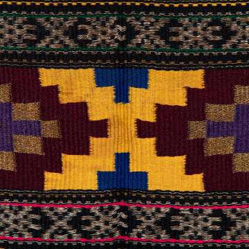 Zapaska (apron) with star-shaped trim