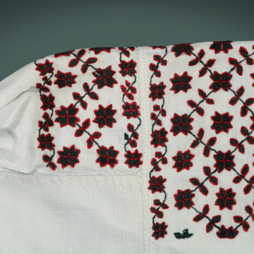 Children's embroidered shirt