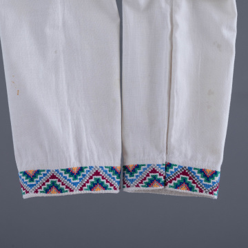 Children's embroidered shirt