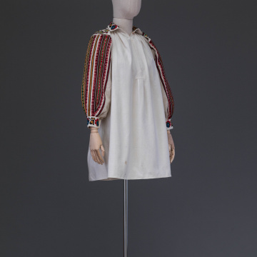 Women's woven and embroidered shirt