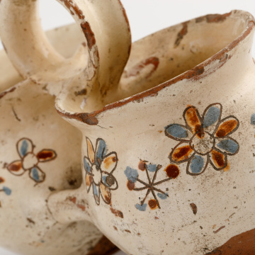 Paired pots