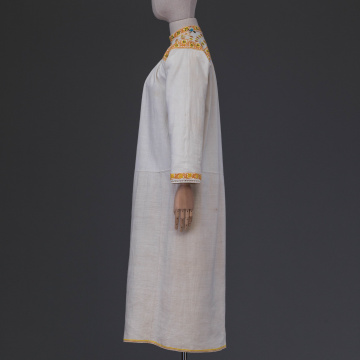 Women's embroidered shirt
