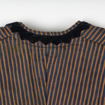 Yupka (striped women's overcoat)