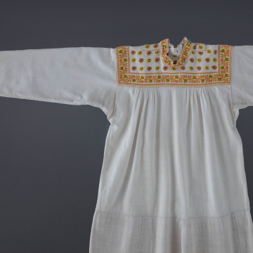 Women's embroidered shirt