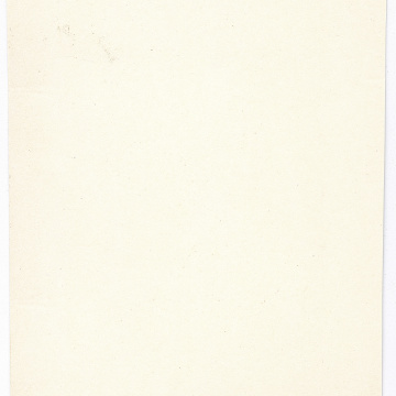 Три жінки та дівчина у народному вбранні