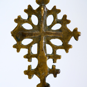Cross