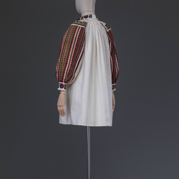 Women's woven and embroidered shirt