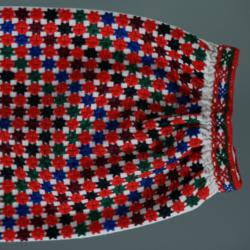 Children's embroidered shirt