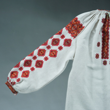 Сорочка вишита жіноча