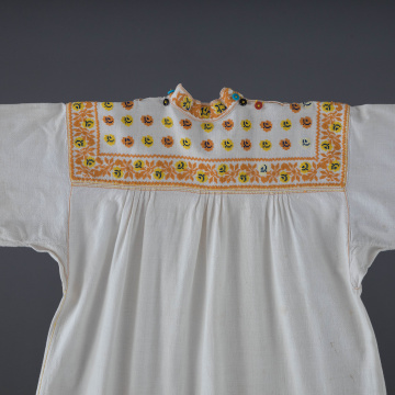 Women's embroidered shirt