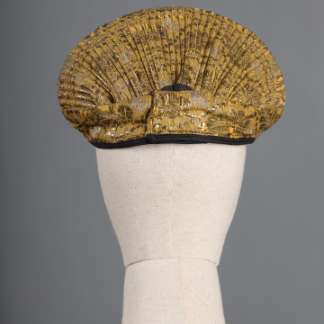 Brocade ochipok-zbornyk (women's headdress)
