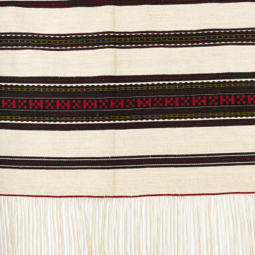 Woven tablecloth