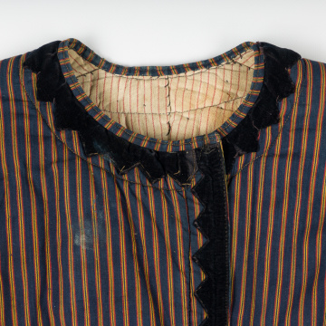 Yupka (striped women's overcoat)