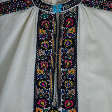 Сорочка вишита жіноча