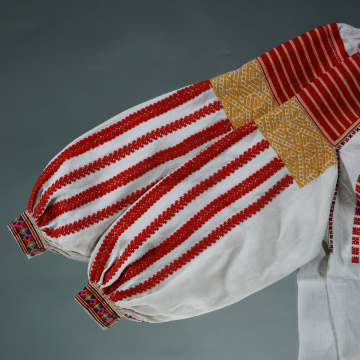 Сорочка вишита жіноча