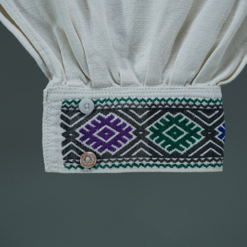 Women's embroidered shirt