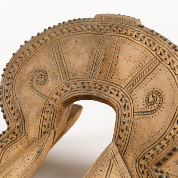 Carved saddle 