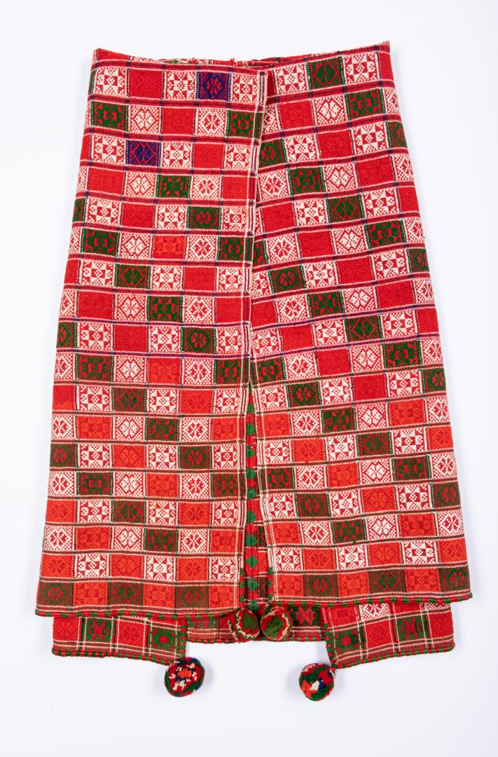 Full plakhta (long woven skirt)
