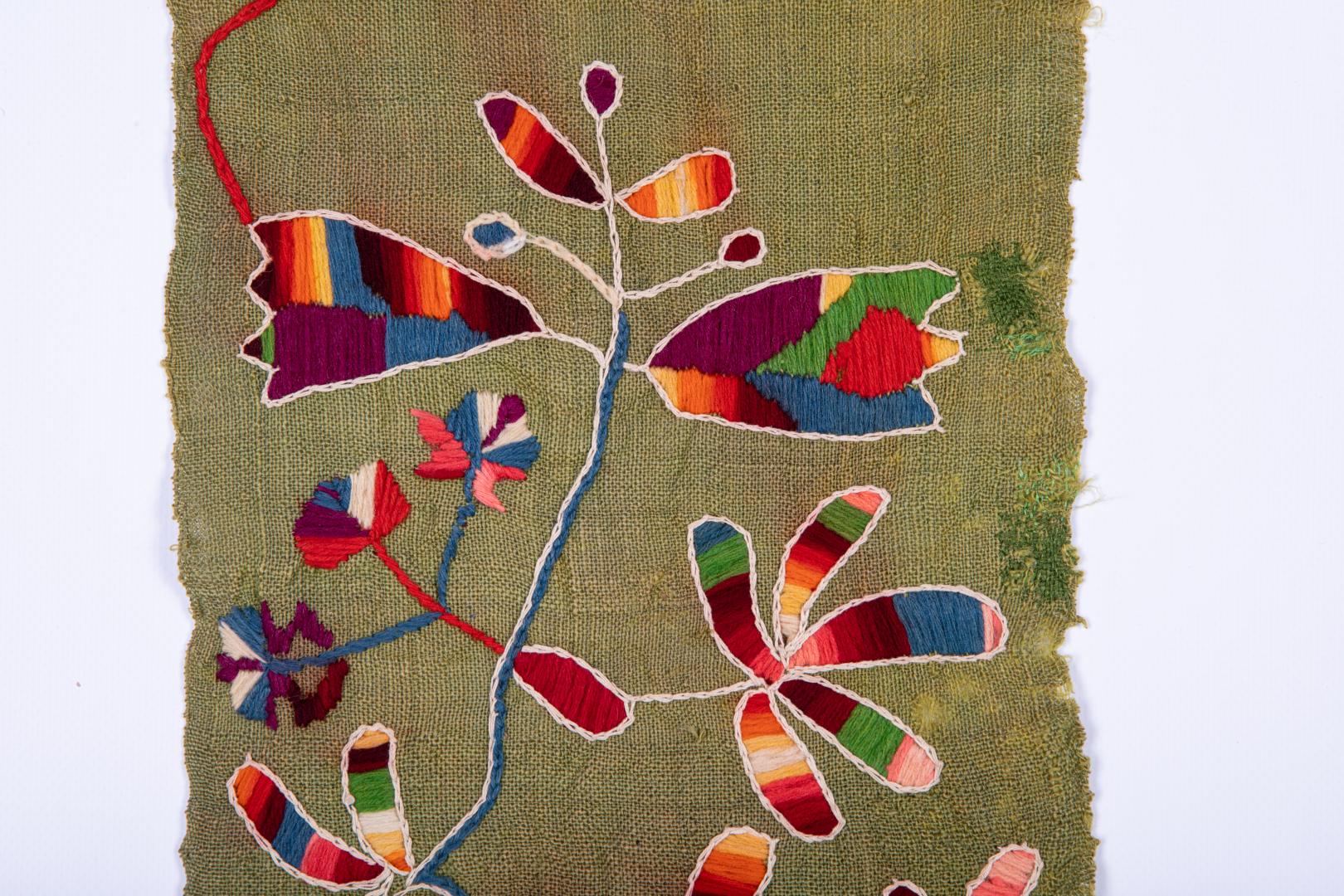 Cossack belt embroidered with woolen thread