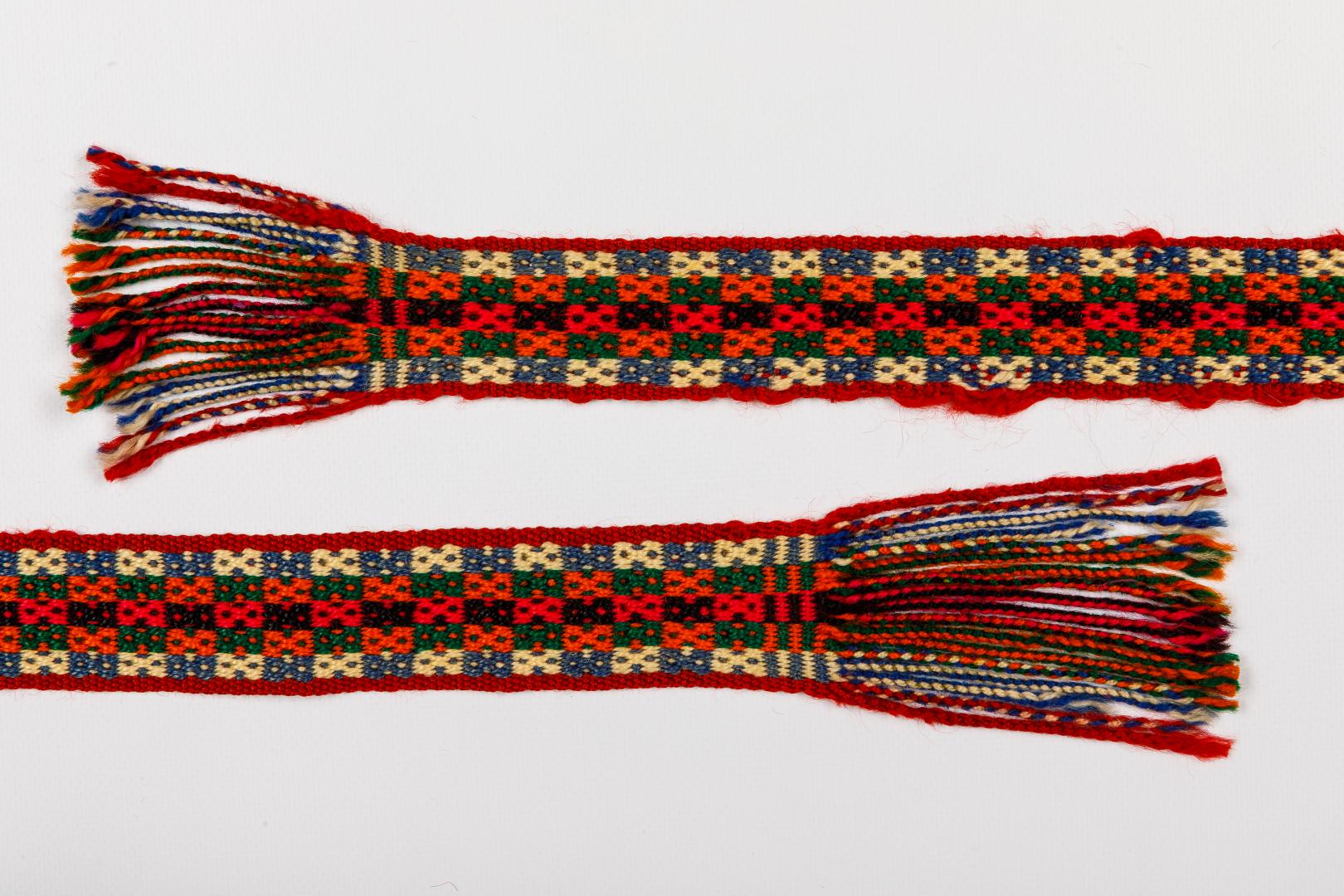 Woven women's kraika (belt)