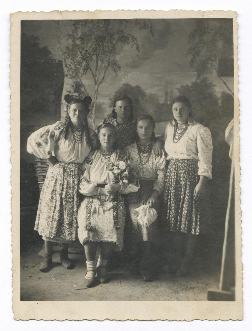 Group of girls in traditional jewelry