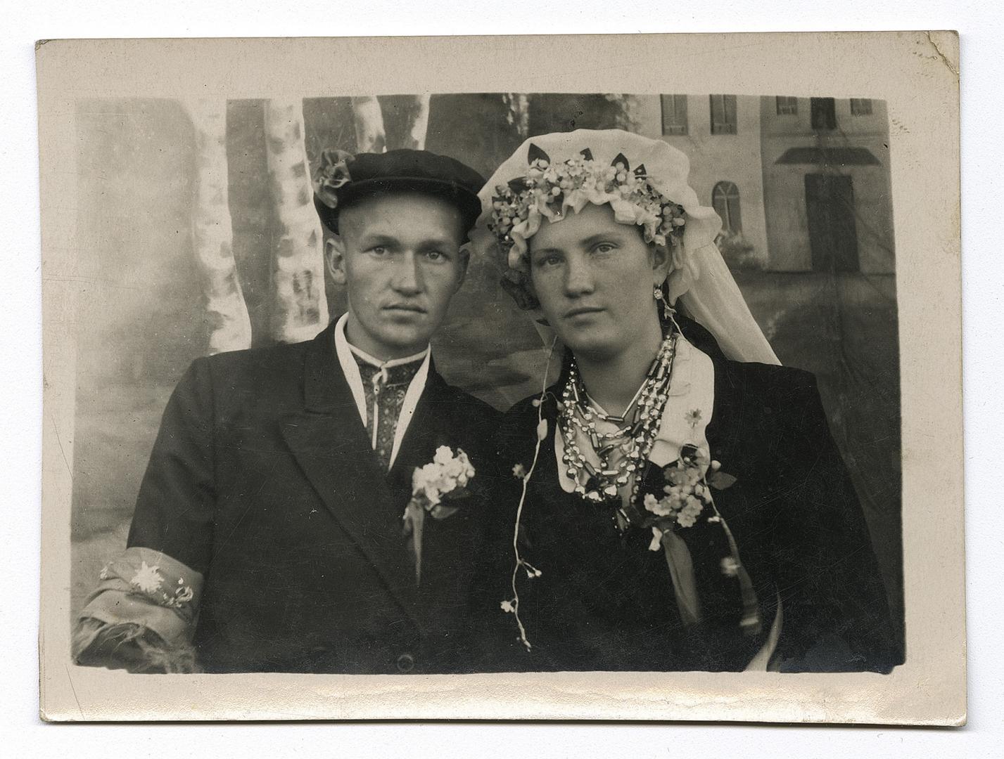 Весільний дружба та дружка