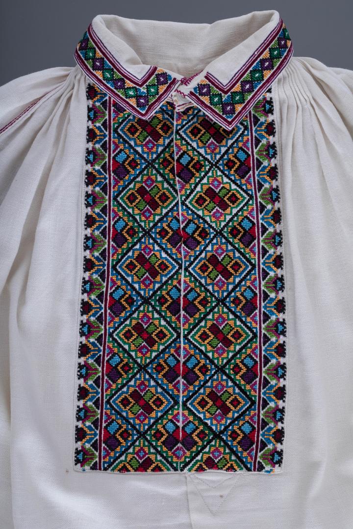 Сорочка вишита жіноча
