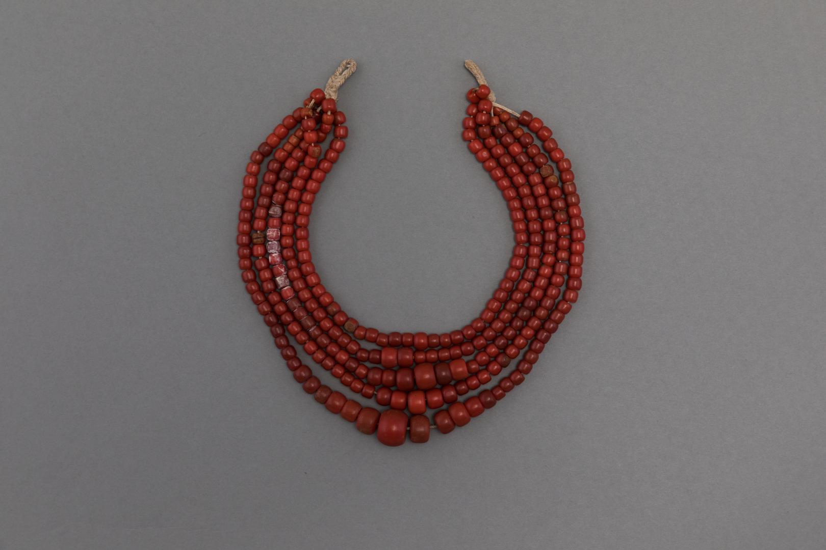 Horn necklace