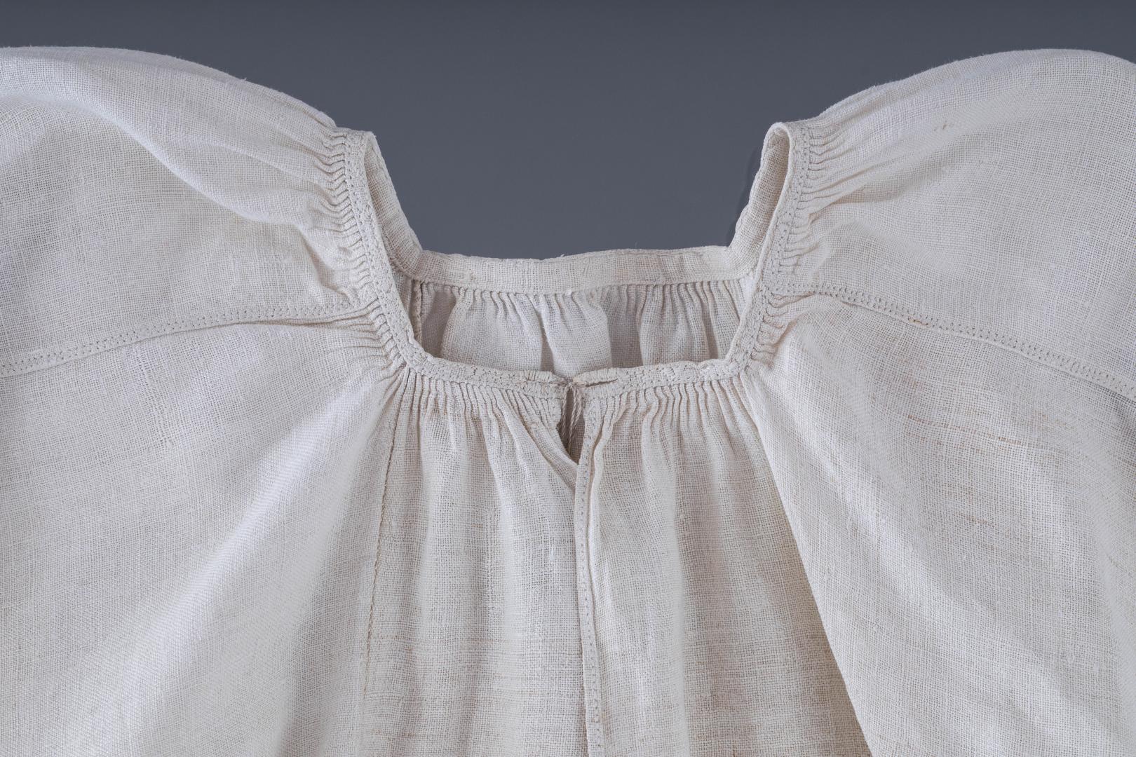 Women's embroidered shirt