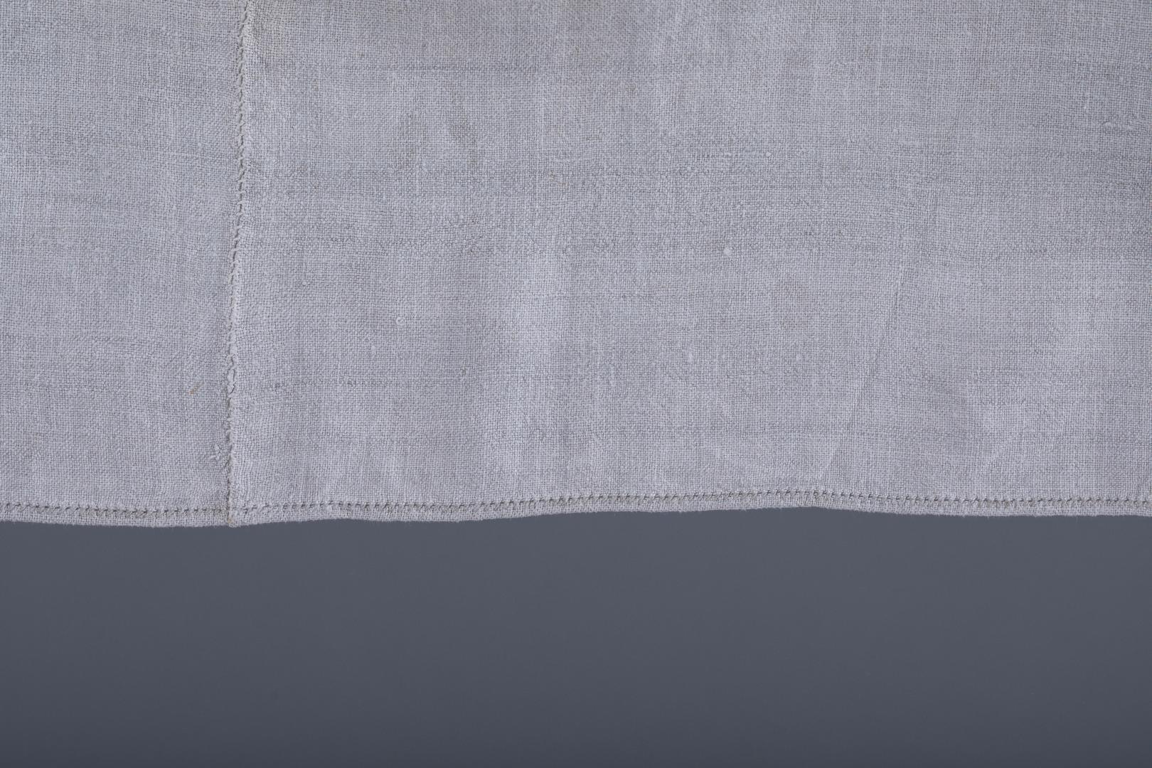 Women's embroidered shirt