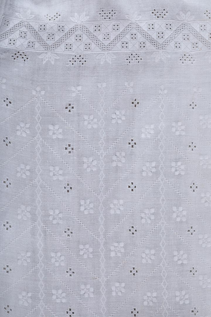Women's embroidered shirt