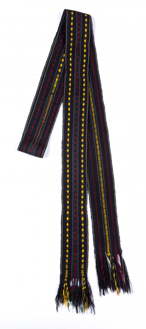 Women's woven kraika (belt)