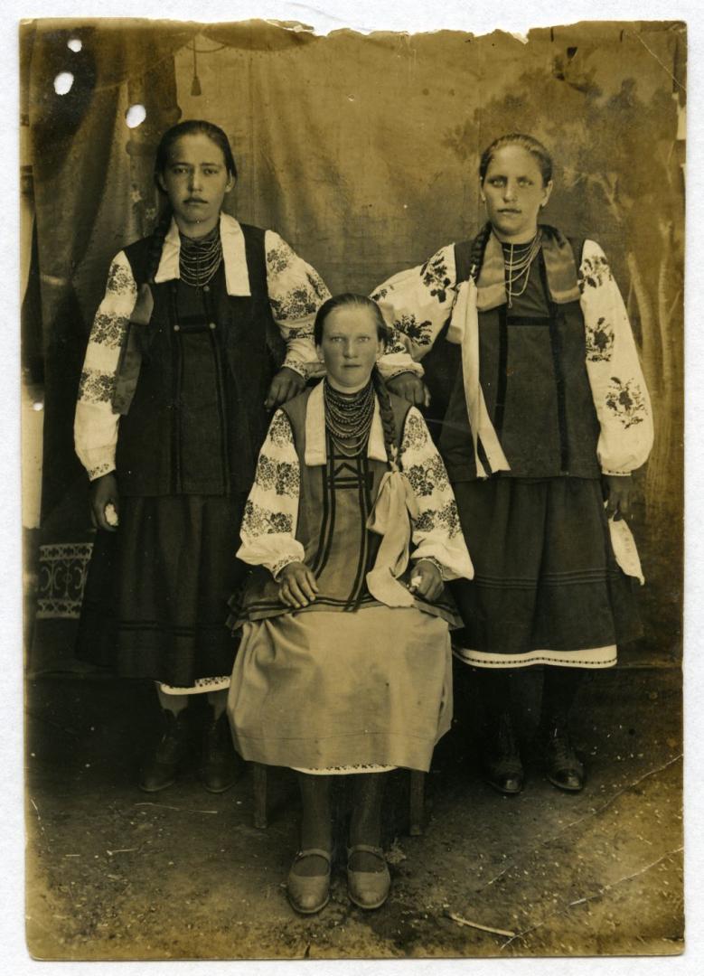 Photo. Girls wearing folk attire