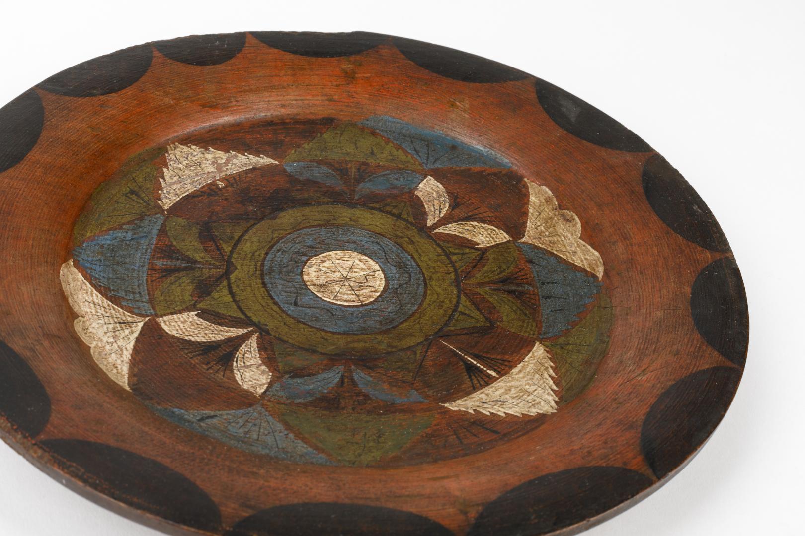 Painted wooden plate
