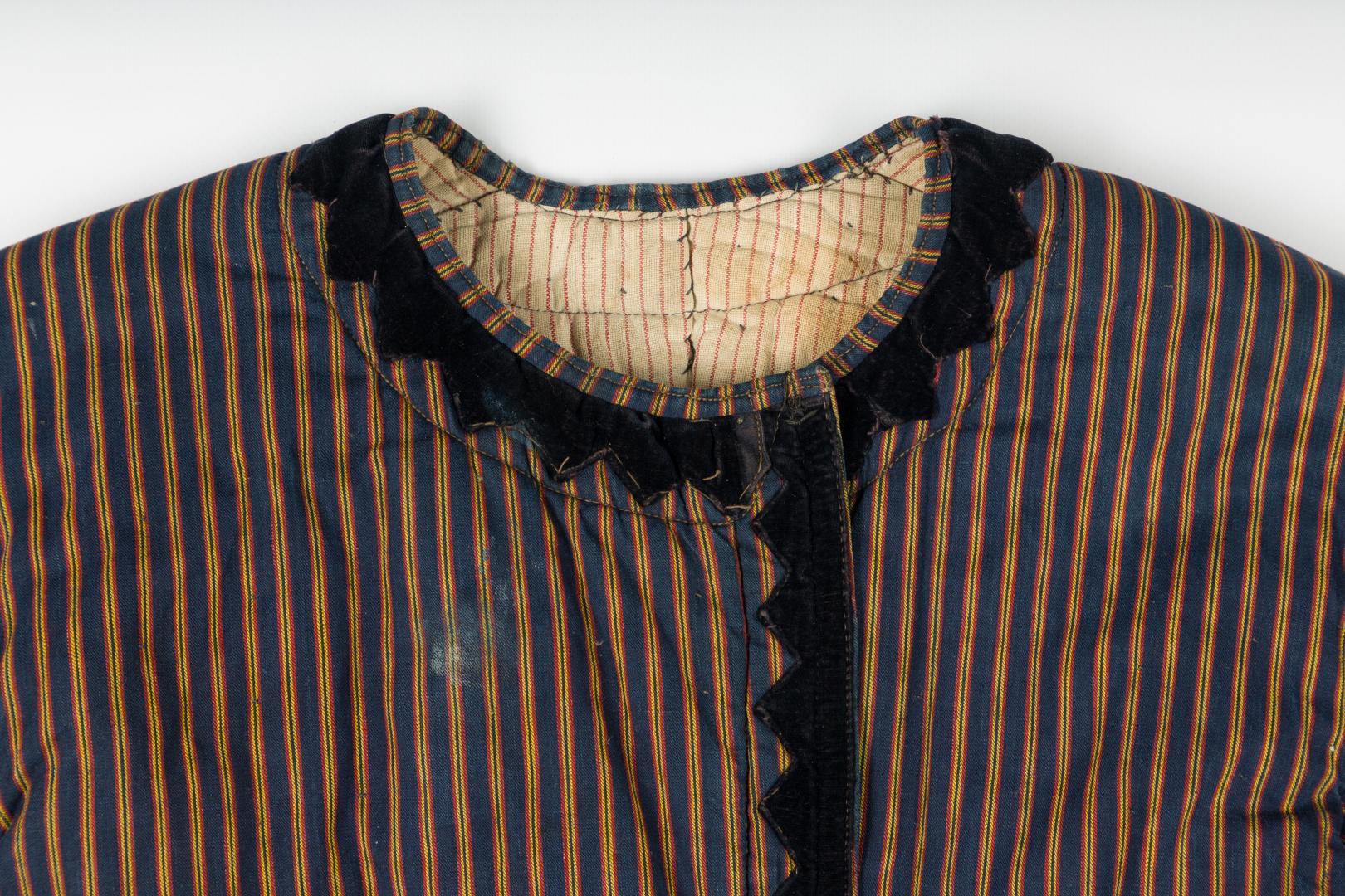 Yupka (striped women's overcoat)