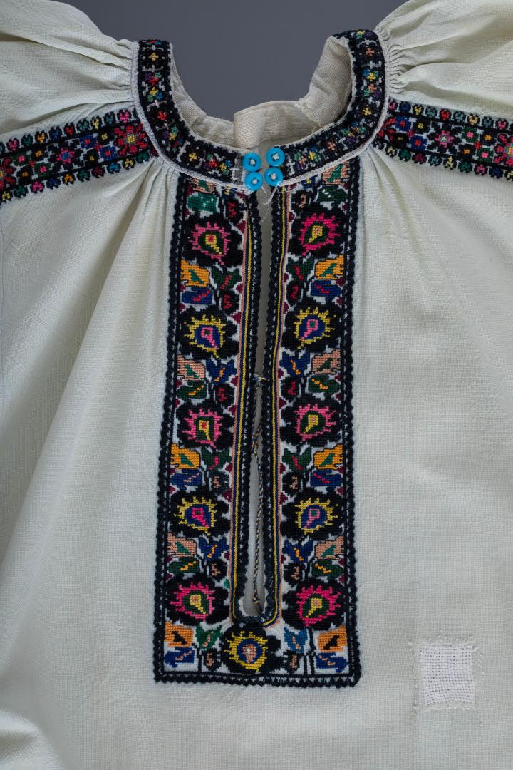 Сорочка вишита жіноча