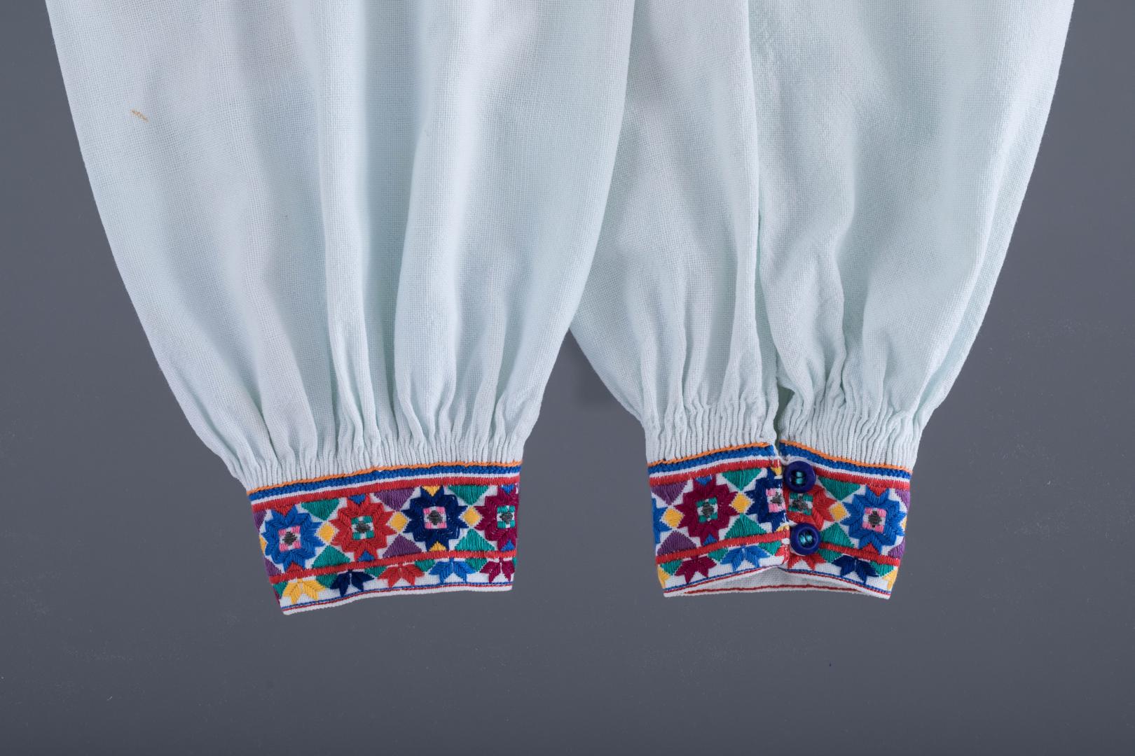 Сорочка жіноча вишита