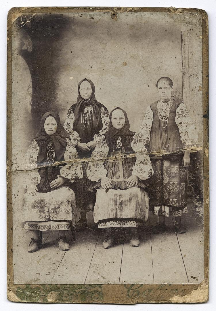 Group photo – four women