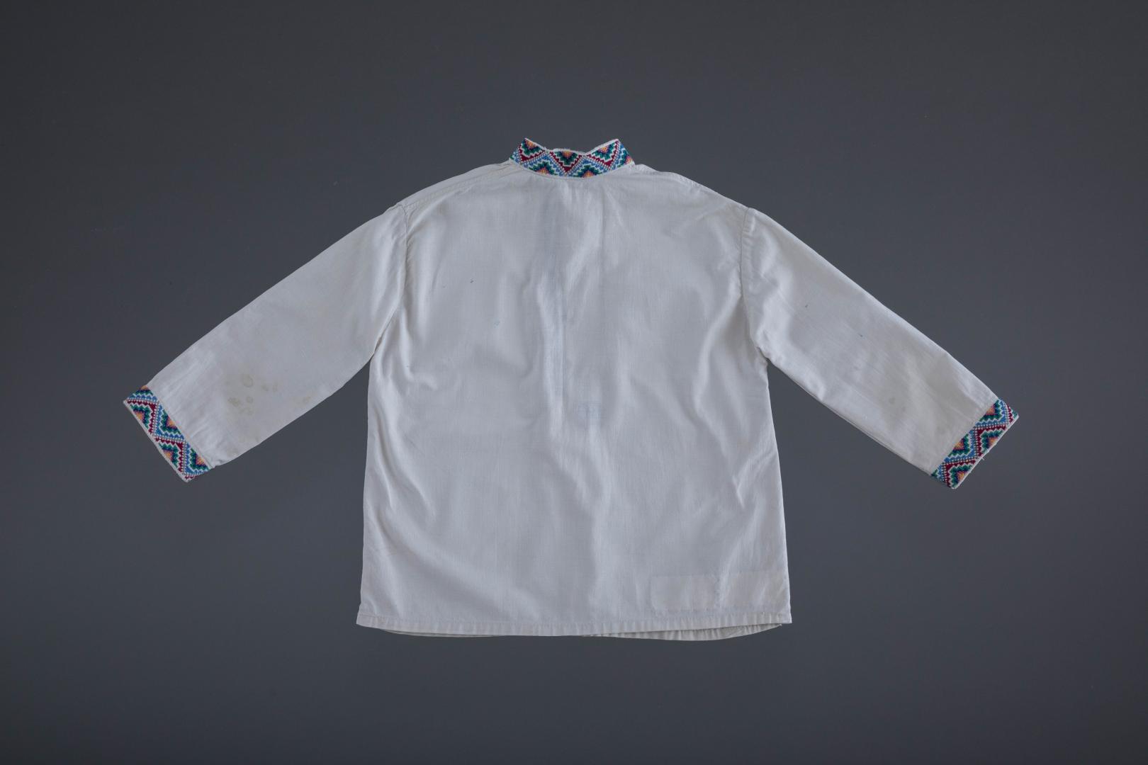 Children's embroidered shirt