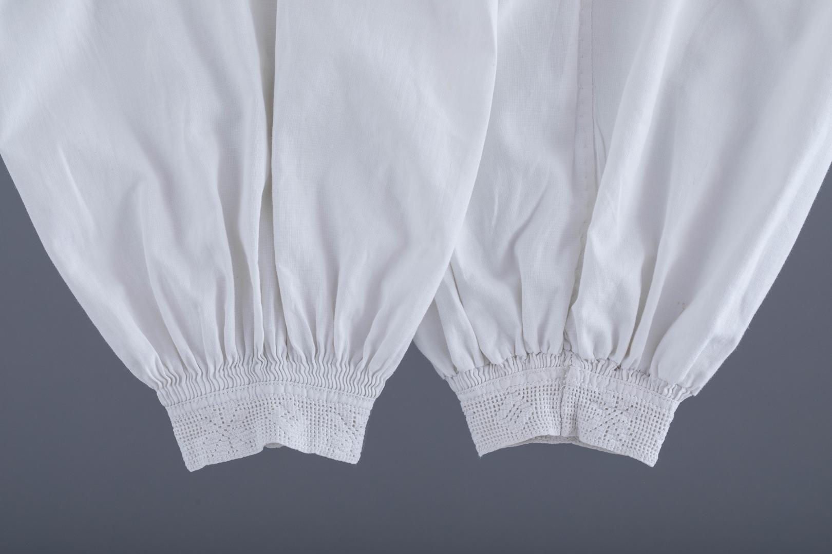 Women's embroidered shirt