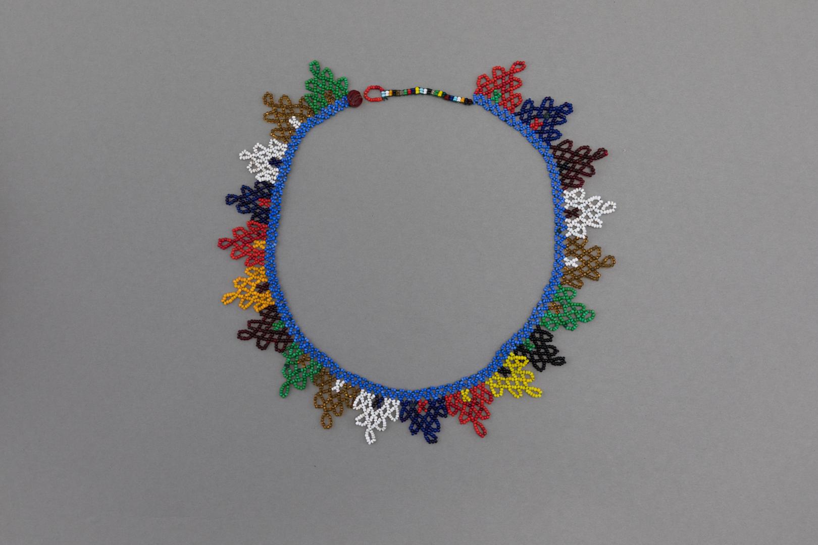 Herdan (long beaded necklace)