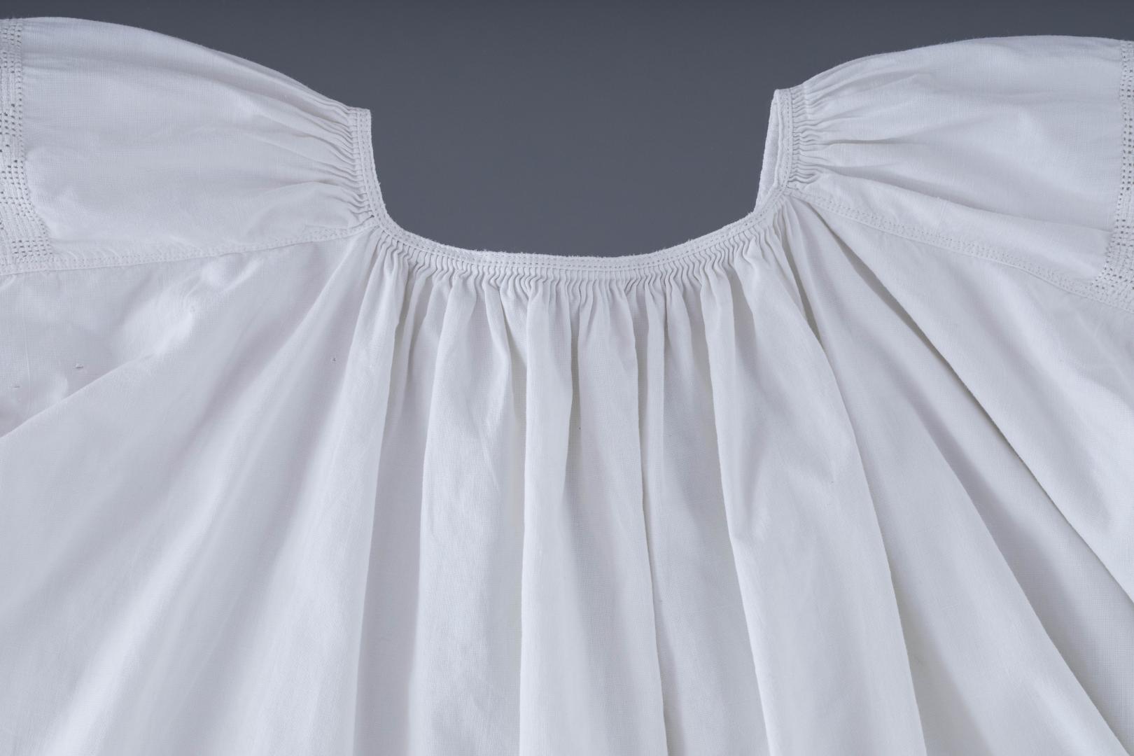Women's embroidered shirt