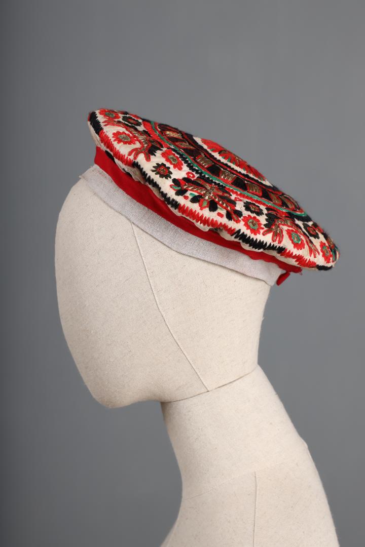 Embroidered ochipoк (women's headdress) with a 'sun'