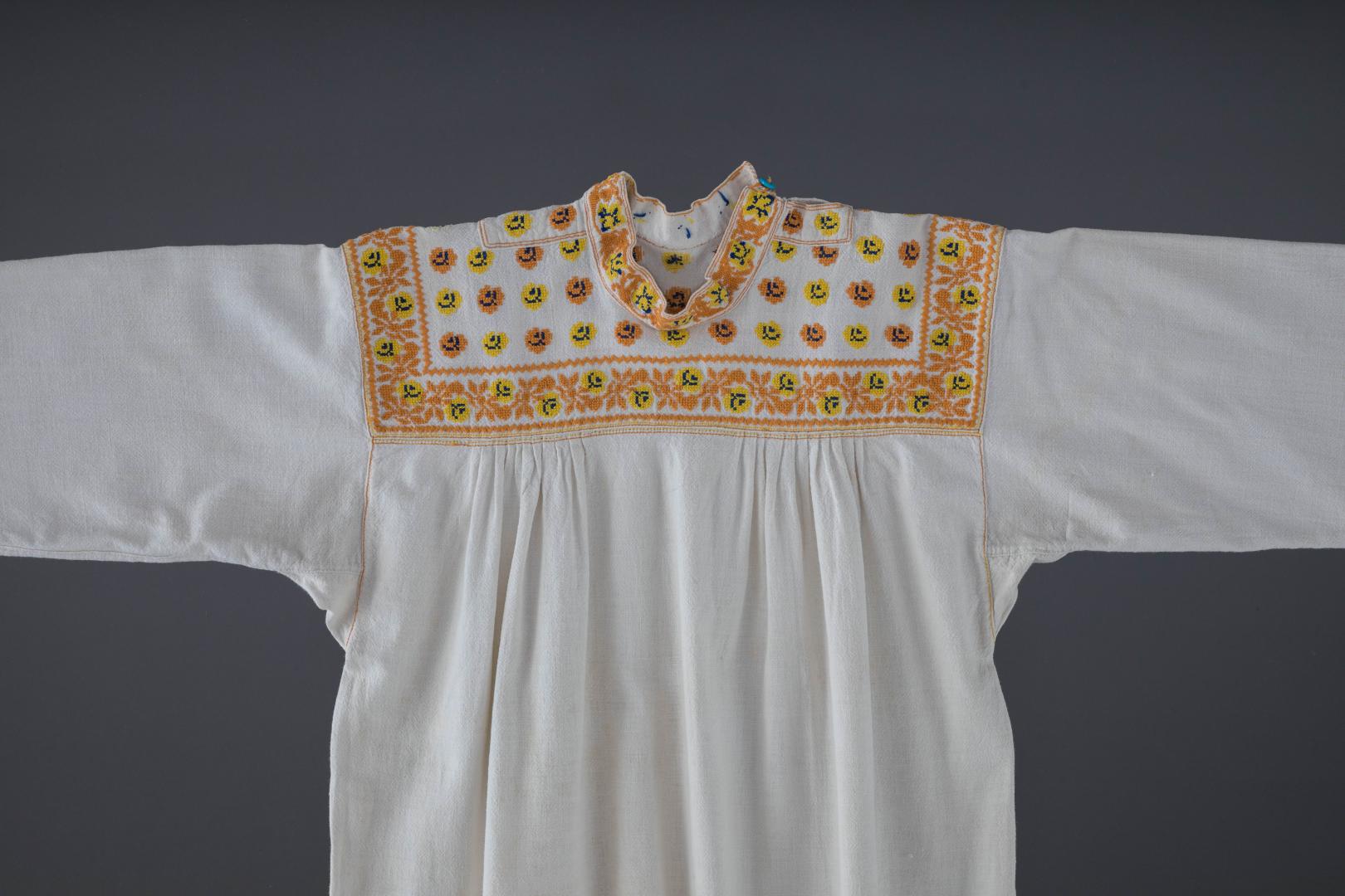 Women's embroidered shirt