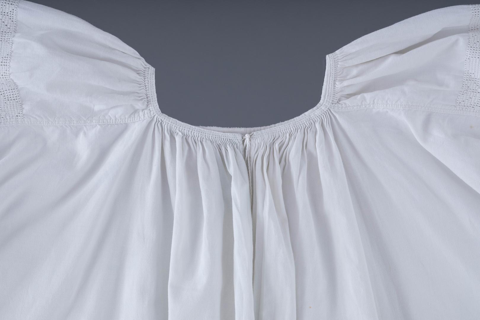 Women's embroidered shirt