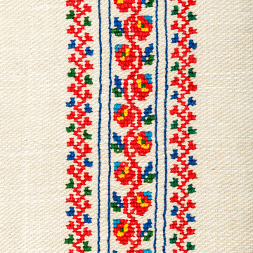 Embroidered women's kabat (jacket)