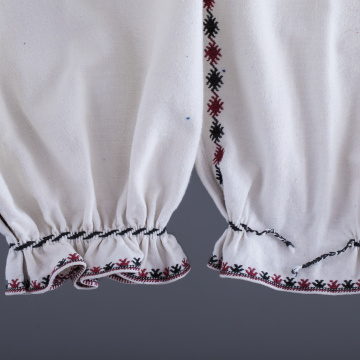 Сорочка жіноча вишита